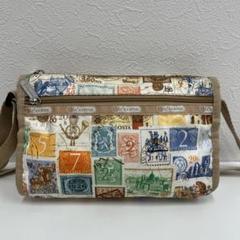 ●529 LeSportsac レスポートサック ショルダーバッグ　切手柄　海外