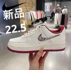 Nike Women's Air Force 1 Valentine’s Dayのサムネイル