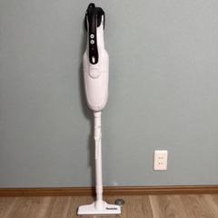 Makita cl182fd 紙パックタイプ　充電器付き 中古　動作確認済 Amazon.co.jp: マキタ コードレス掃除機CL182 紙パック式 標準40