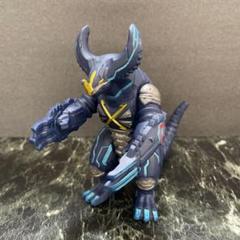 ウルトラマン　怪獣　ソフビ　ライブサイン付き　15体　まとめ売り 2025年最新】ウルトラマンソフビライブサイン付きまとめ売りの