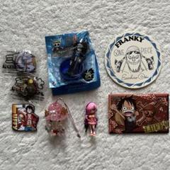 ワンピース ONEPIECE フィギュア ストラップ バッジ コースター セットのサムネイル