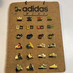 old adidas ヴィンテージ　ピンバッジ　24個 old adidas ヴィンテージピンバッジ24個