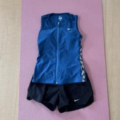 Nike レディース水着 Sサイズ タンクトップとショートパンツセット新品未使用 Nike スポーツ用水着 タンクトップとショートパンツセット