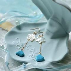 天然石ピアス˚.꒰ シェルのプリメリアとターコイズ꒱.˚