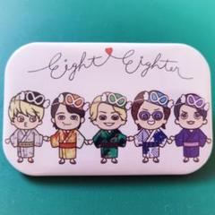 関ジャニ∞ Eight × Eighter ロゴの缶バッチ - メルカリ