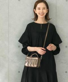 アーバンリサーチ ロッソ 大人かわいい 前後2WAY 裾切替フレアワンピース 黒のサムネイル