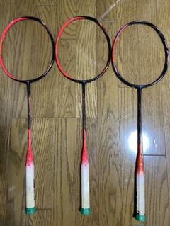 【大人気ラケットジャンク品】 ASTROX77PRO×1　ASTROX77×2 大人気ラケットジャンク品】 ASTROX77PRO×1 ASTROX77×2 - メルカリ