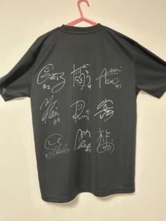 パリ五輪銅メダルリスト　シダマツペア再春館製薬所所属選手　直筆サイン入りTシャツ 2025年最新】再春館製薬 バドミントンの人気アイテム - メルカリ