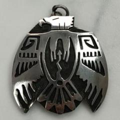 HOPI ホピ族 サンダーバードピアス インディアンジュエリー シルバー HOPI ホピ族 サンダーバードピアス インディアンジュエリー シルバー