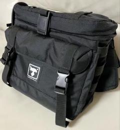 ⭕️JACKALL⭕️即完売のポーチ黒/黒+カラビナリール+ロッドホルダ