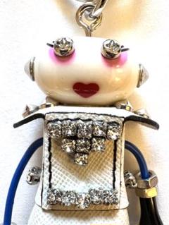 2022年最新】ロボット プラダ キーホルダーの人気アイテム - メルカリ