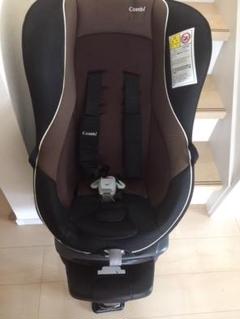 チャイルドシート combi