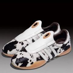 adidas 牛柄 スリッポンシューズ テコンド-メイ adidas 牛柄 テコンドーメイ
