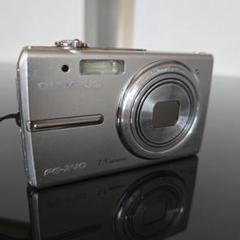 【完動品】OLYMPUS CAMEDIA FE-240 オールドコンデジ コンパクトデジタルカメラ：CAMEDIA（キャメディア）FE-240