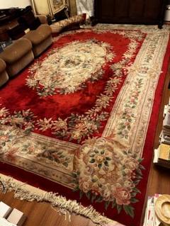 綺麗なワインレッド　緞通　段通　絨毯　肉厚　花柄　房有　247cm× 330cm 綺麗なワインレッド 緞通 段通 絨毯 肉厚 花柄 房有 247cm×