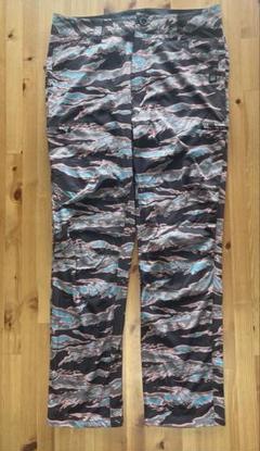Miami Tiger Stripe カモ NEPTUNEパンツ 32*30 Miami Tiger Stripe カモ NEPTUNEパンツ 32*30 - メルカリ