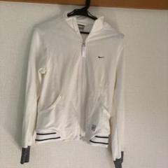 NIKEパーカー