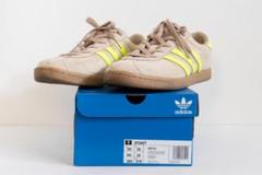 adidas STADT イエローライン