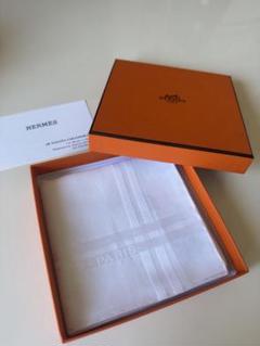 未使用タグ付き　HERMES エルメス　ハンカチ　チーフ　箱付き　ロゴ刺繍 新品未使用箱付き】エルメス ハンカチ - メルカリ