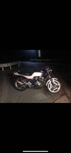 CBX400F cbx 400f タンクセット　外装　塗装後未使用フェンダーかけ 22011-22030.jpg