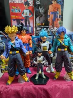 ドラゴンボール トランクス ベジータ　孫悟空　フィギュア　５体セットのサムネイル