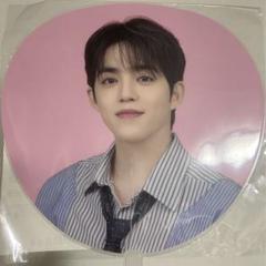 SEVENTEEN holiday collection うちわ　エスクプス SEVENTEEN HOLIDAY IMAGE PICKET エスクプス うちわ - メルカリ