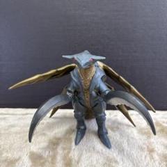 BANDAI - ウルトラ怪獣ソフビ バジリス スキューラ フィギュア2個セット ウルトラ怪獣ソフビ バジリス スキューラ フィギュア2個セット