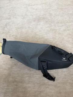 APIDURA バックカントリーサドルバッグ　10L 中古 Amazon | APIDURA アピデュラ サドルバッグ (バックカントリー