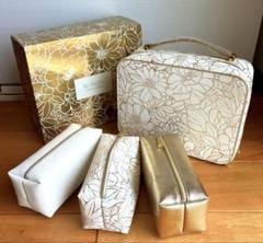 Estee Lauder Re-Nutriv ポーチ付きギフトセット Estee Lauder Re-nutriv (W) 7pcs Makeup Pouch Set