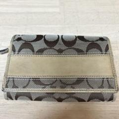 コーチ 二つ折り財布 ベージュ