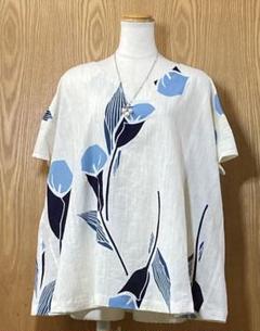 未使用浴衣反物からAラインプルオーバー（ホワイト×ベージュ）カラーの花柄