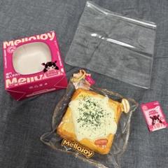 Mellojoy スクイーズ 伸びるチーズパン&バター mellojoy DIYJOJO スクイーズ 食パン チーズたべるパン - メルカリ