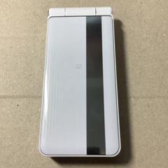 ［美品］docomo P-01J ホワイト　②