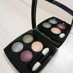 CHANEL シャネル レ キャトル オンブル 284