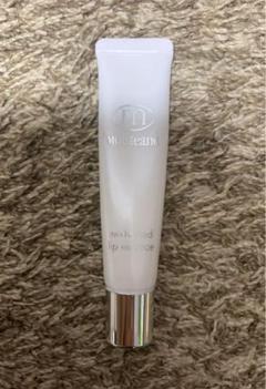 【新品】モイスティーヌ　UVヴェール・薬用リップエッセンス(セット) 新品】モイスティーヌ UVヴェール・薬用リップエッセンス(セット