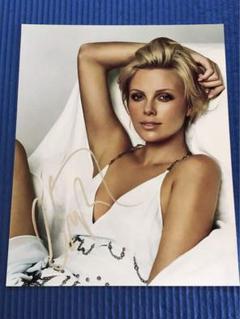 ハリウッド 女優 シャーリーズ・セロン 証明書付き 直筆サイン入り8X10フォト 直筆サイン入り写真オートグラフ ポートレート シャーリーズ