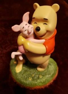 くまのプーさん ピグレット Luv U ラブ ユー 陶器制 フィギュア くまのプーさん ピグレット Luv U ラブ ユー 陶器制 フィギュア