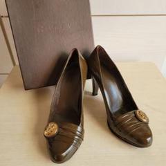 【美品】GUCCI ダークブラウン ポインテッドトゥ ハイヒール　イタリア製 GUCCI - □未使用品□GUCCI グッチ パンプス サイズ36 1/2