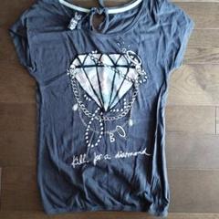 BERSHKA｜半袖プリント ミニTシャツ リボン付き BERSHKA｜半袖プリント ミニTシャツ リボン付き (Bershka/T