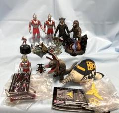 ウルトラ怪獣ソフビ　11体セット　まとめ売り ウルトラ怪獣 ソフビ 11体セット - メルカリ