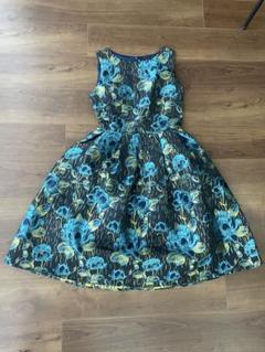 ブルー刺繍ワンピース
