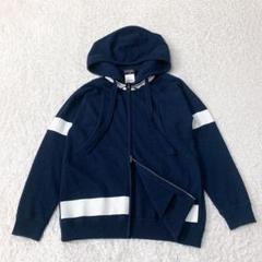 【未使用に近い】CHANEL カシミヤ100 フーディー ココマーク 紺 L 未使用に近い】CHANEL カシミヤ100 フーディー ココマーク 紺 L