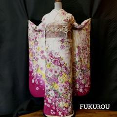 美品　振袖　白×ピンク　辻が花　　花芯絞り　銀通し 美品 振袖 白×ピンク 辻が花 花芯絞り 銀通し - メルカリ