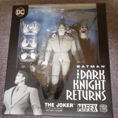 MAFEX THE JOKER BATMAN: THE DARK KNIGH…のサムネイル