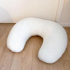 赤ちゃん本舗　授乳クッション　イブルグレー