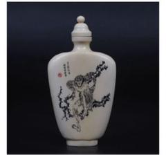 gang送料無料　時代唐物　細密龍文彫刻銀細工鼻煙壷　中国古玩 送料無料 猿図漢詩細密彫 鼻煙壺 在銘 33g 中国古玩 - メルカリ