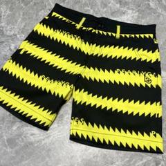 パーリーゲイツ P e ＷJQヘリポン　ハーフパンツ濃紺×黄色サイズ6 未使用品】パーリーゲイツ ギザギザボーダー柄 ハーフパンツ