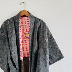 ヴィンテージ羽織 幾何学模様 裏地赤格子×和文様 正絹 大正ロマン 個性派コーデ