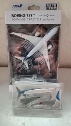 ボーイング 787 モデルプレーン 【非売品】 NH40116 1:400 BOEING 787-8 JA831A ABS樹脂完成品（ギアつき