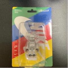 非売品 BE@RBRICK NIKE SB 2020 WHITE 70%